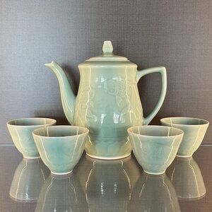 Longquan Celadon Tea Pot and 4 Tea Cups. Koi Fish.